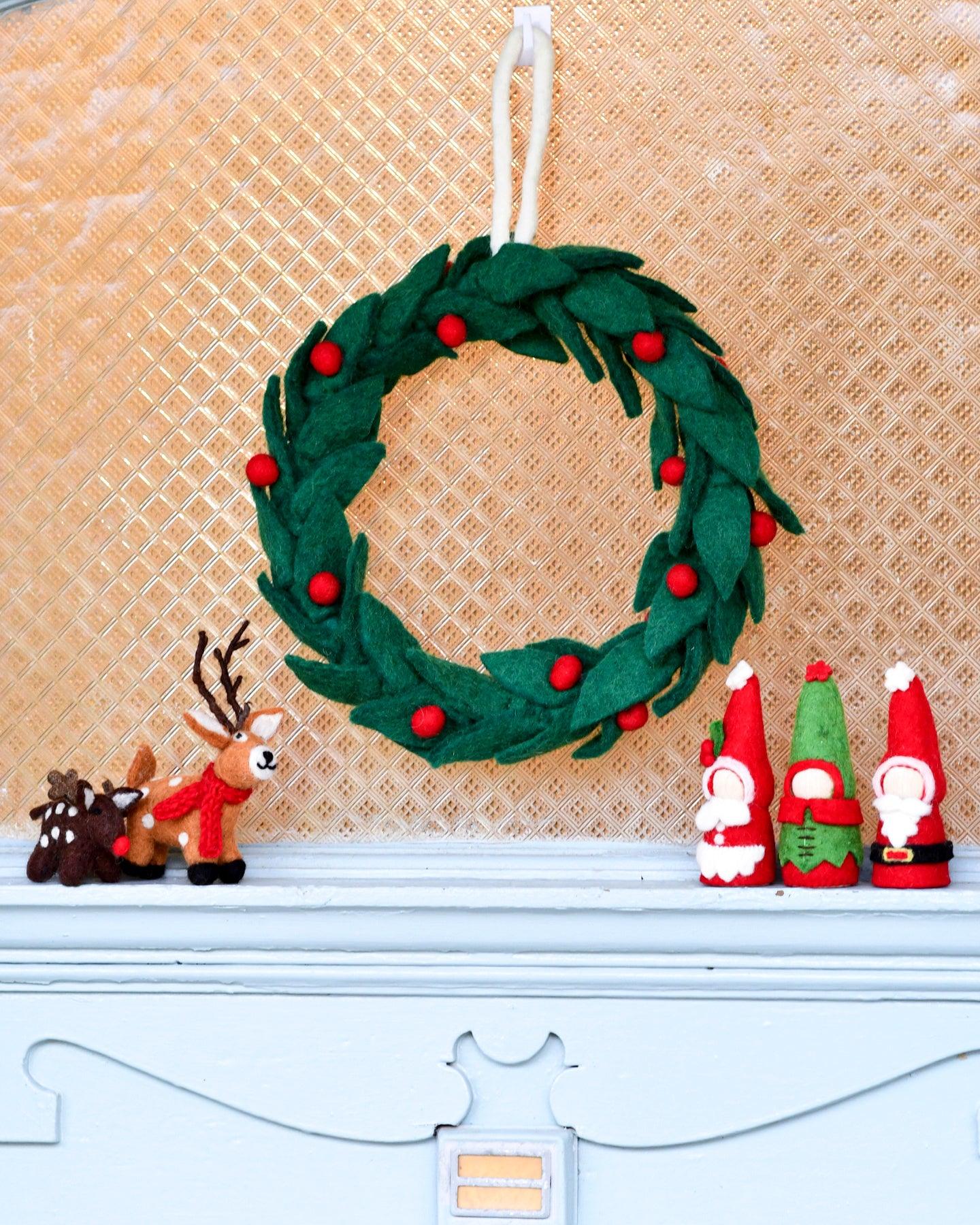 Felt Christmas Wreath with Red Berries