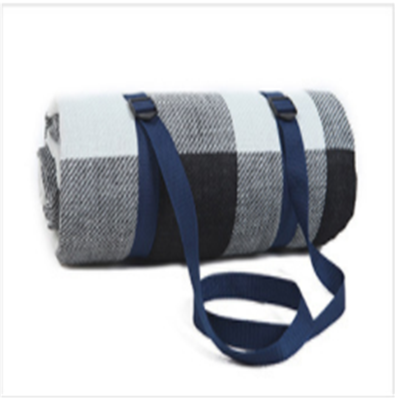 Thickened beach mat Enlarge picnic mat - Blue Force Sports